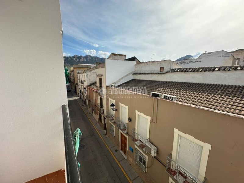 Foto f8cd11e7-127e-4ceb-809e-8ab84aaff0d6. Piso  en venta en Jódar