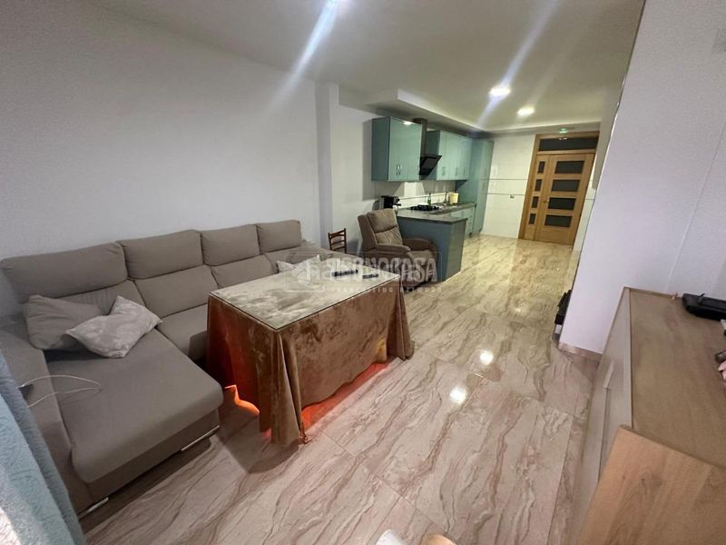 Foto 3d402032-d84e-423b-b0ac-bbae568ceb67. Casa aparellada a Jódar