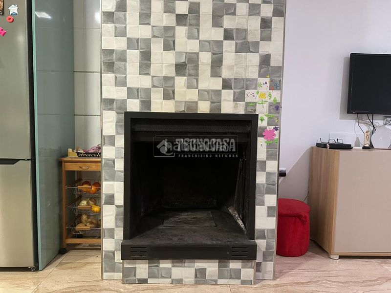 Foto c0da4cd8-cae1-4698-87c7-f59222c69ecc. Casa aparellada a Jódar