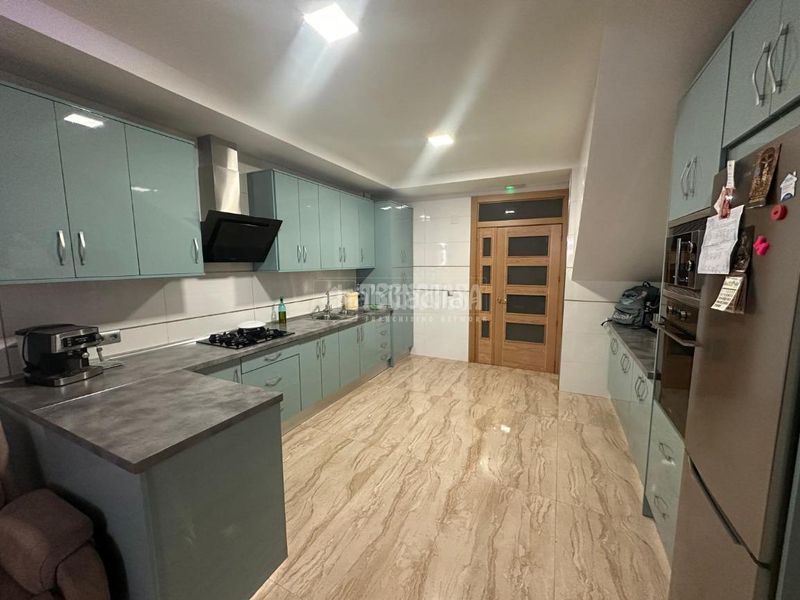 Foto ed21fed1-d661-4780-acbf-38c3031f8400. Casa aparellada a Jódar