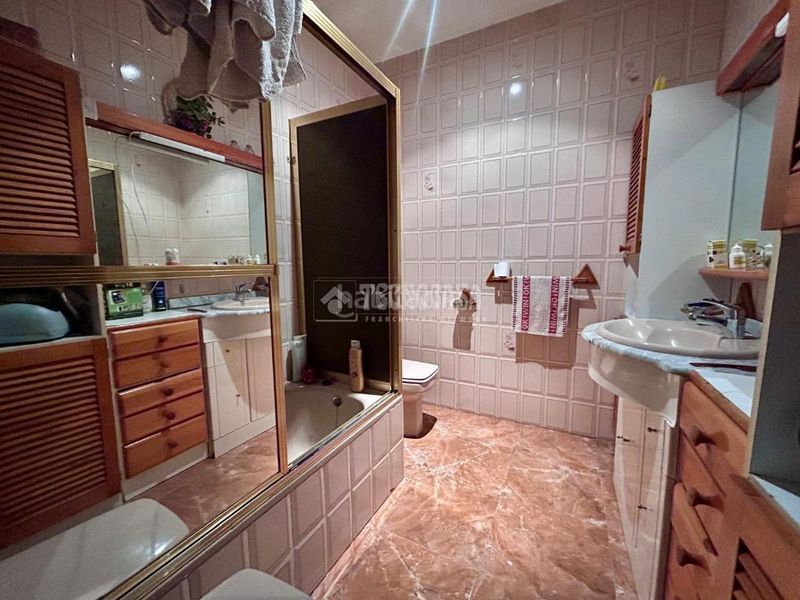 Foto 2d8362ee-a98b-432b-bf54-515f119c3125. Casa a Jódar