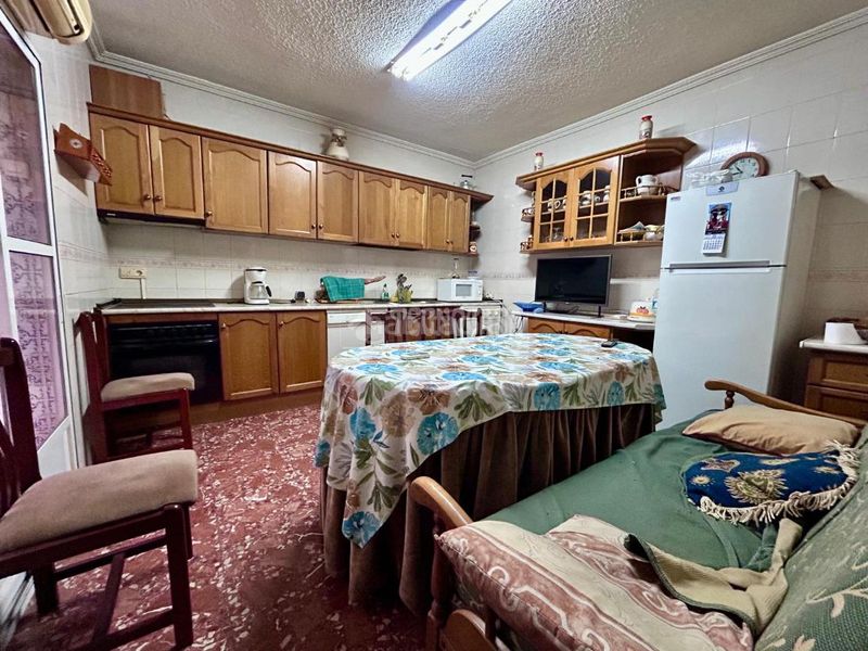 Foto 556887f6-00de-445e-aa09-a3bef000803b. Casa a Jódar