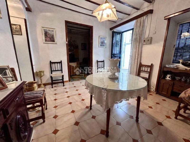 Foto ce355c08-9f52-429f-a51d-0be669fc4d3d. Casa a Jódar