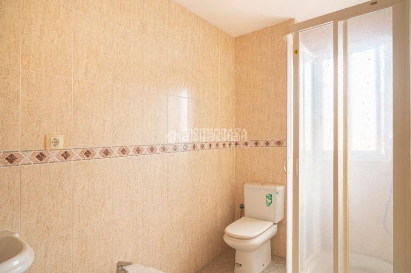 Foto db9a4b2e-d0d4-4a2a-bfdc-c6af975742ca. Studio avec chauffage dans Úbeda