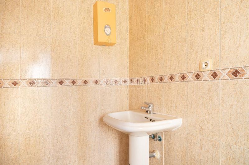 Foto fa86752b-2ee7-46f6-93c4-e415438b88ee. Studio avec chauffage dans Úbeda
