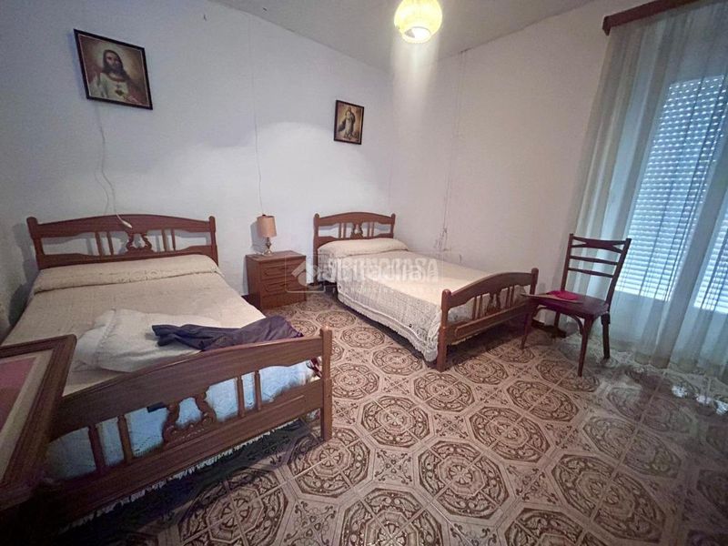 Foto 4c8caf06-e6bf-4223-a651-537bf8aed3e2. Casa in Jódar