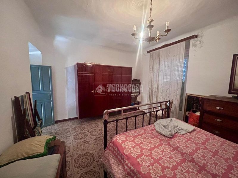 Foto 9b285b38-d96b-4f13-8f5d-8568e4707573. Casa in Jódar