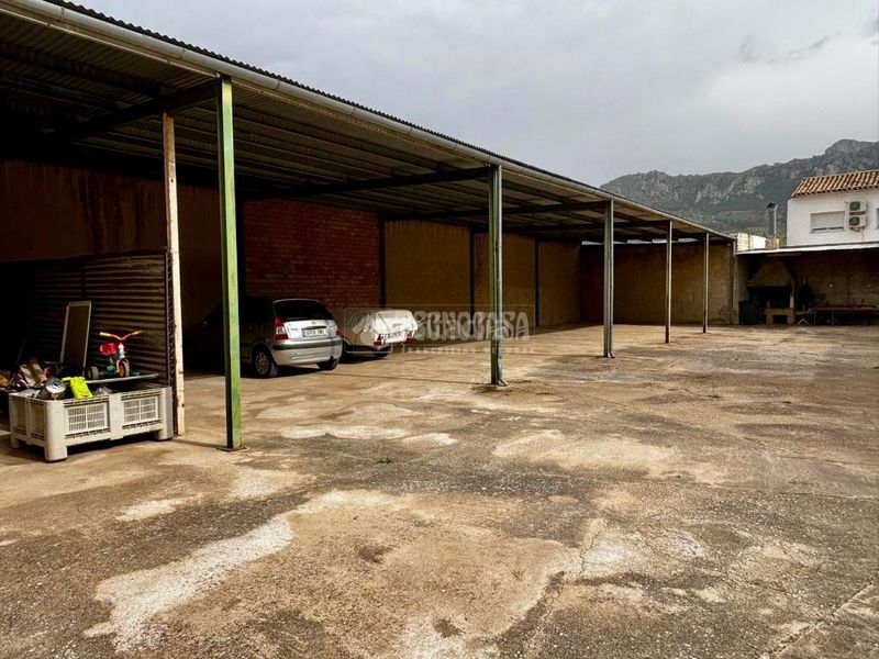 Foto 44e1c65b-2340-4359-9dd8-fe677b196af0. Casa  en venta en Jódar