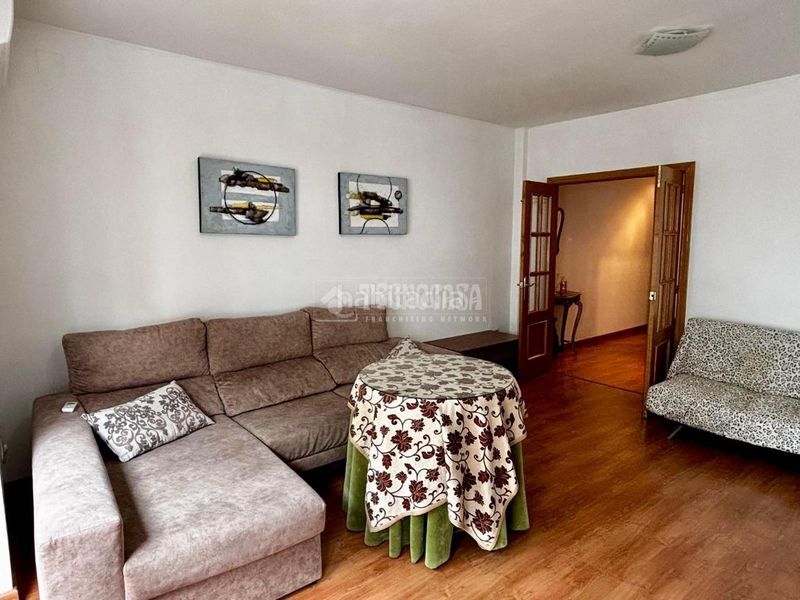 Foto d1a46286-9d33-4fb5-a4b6-daaac0f27c0a. Piso  en venta en Jódar
