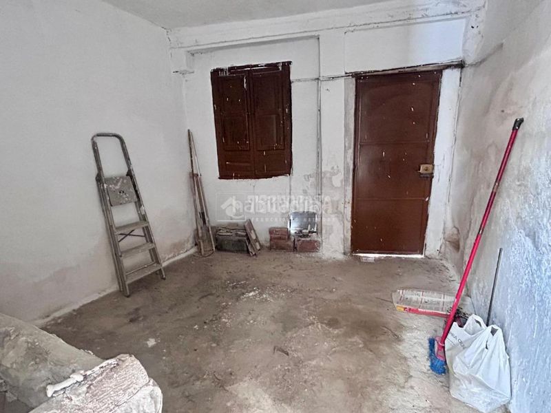 Foto 9ddb94ff-6018-4d9a-859d-f90372f79117. Casa  en venta en Jódar