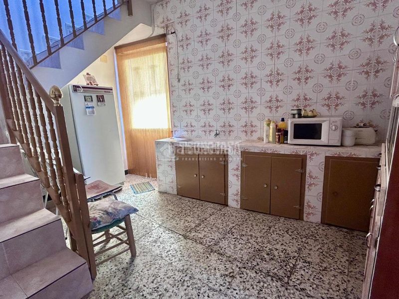 Foto b4775de7-5fcf-462c-89f9-1ec6963a8209. Casa  en venta en Jódar