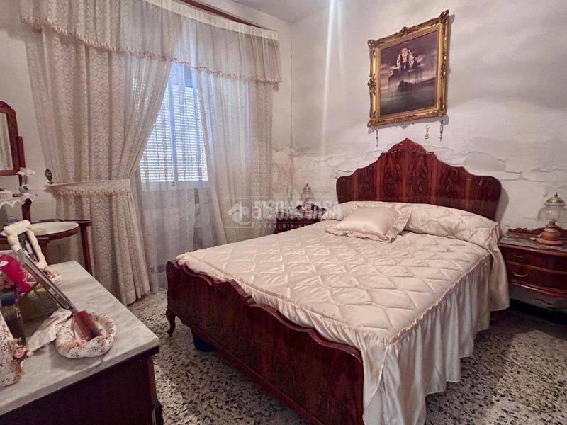 Foto c778ad13-4b05-4db0-a916-50e8195cadfb. Casa  en venta en Jódar