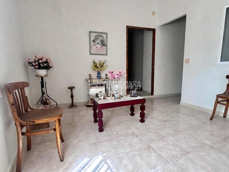 Foto d0996387-f257-4a9a-8e6a-7b65841b8e2a. Casa  en venta en Jódar