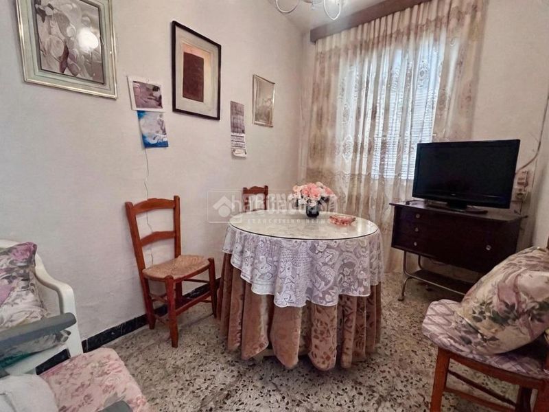 Foto d11befed-07eb-40ad-9648-e062598b73fe. Casa  en venta en Jódar