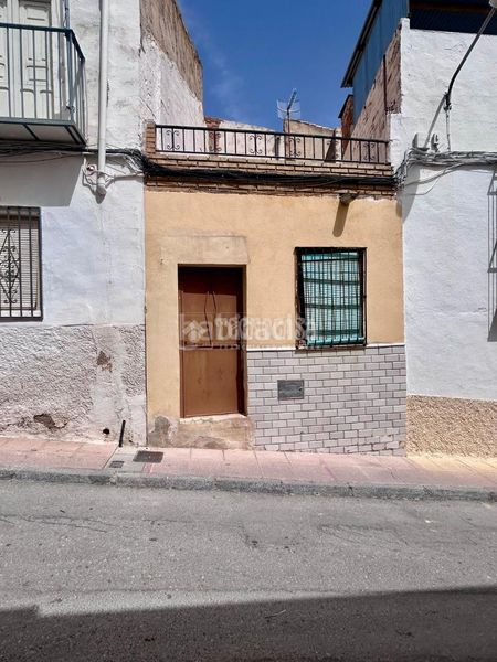 Foto eba39c4f-2b55-410d-9fd0-101fa5febc2c. Casa  en venta en Jódar