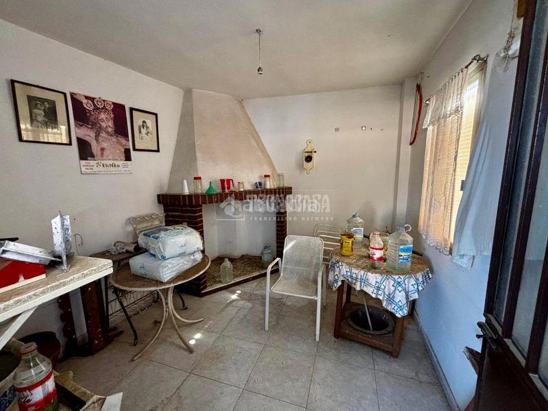 Foto 0cf64837-2a36-4992-a0fb-39cfc2fb08d4. Casa in Jódar