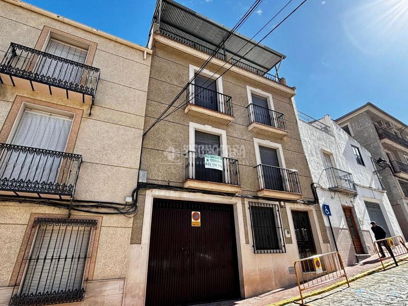 Foto b296768e-772a-4206-8472-e932c425fd90. Casa in Jódar