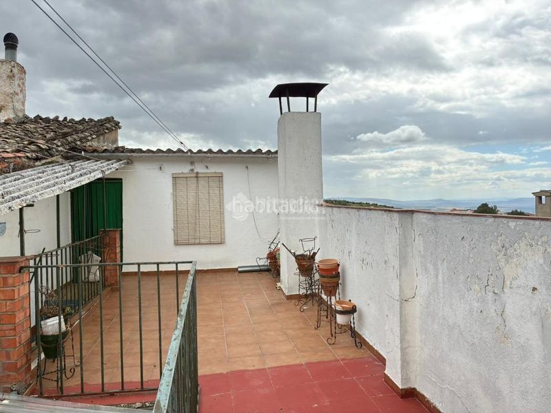 Foto 1fcc691f-559a-430b-89bd-6a3e9e43395e. Casa aparellada amb calefacció a Villacarrillo