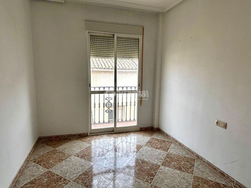 Foto cdf826cb-0ce2-400a-8bce-d05c0aa0f6bd. Piso  en venta en Jódar