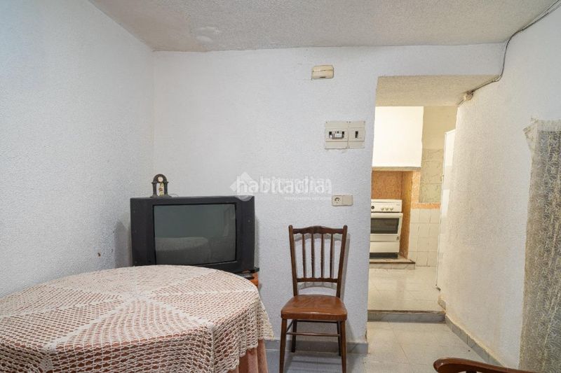 Foto d4a72440-72e3-4852-ad36-46707759b015. Casa aparellada a Sabiote