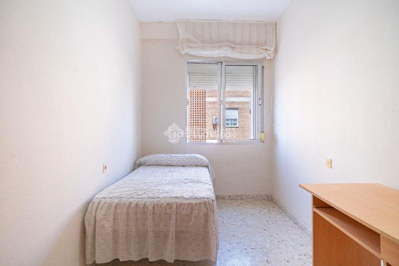 Foto 1661c4de-e8d0-4d00-8b1c-47024c798f15. Pis a Úbeda