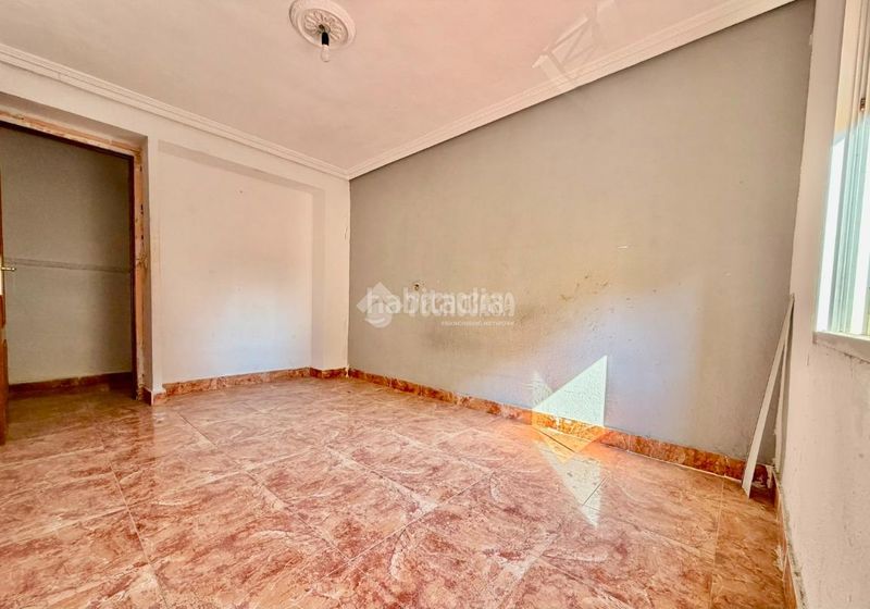 Foto ebfda3ff-97ff-4c45-b066-325522df00ed. Flat in Úbeda