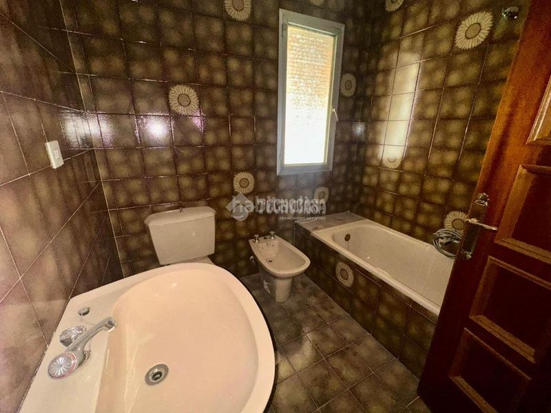 Foto 06996d56-4de0-4475-934d-e45af9e32578. Piso  en venta en Jódar