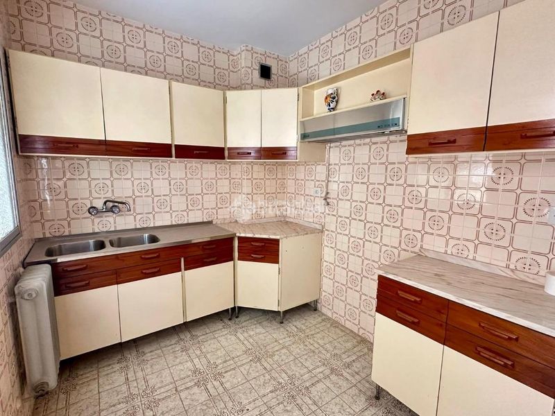 Foto bf4b727a-3aca-4ece-8ff9-57a8c12e401f. Piso  en venta en Jódar