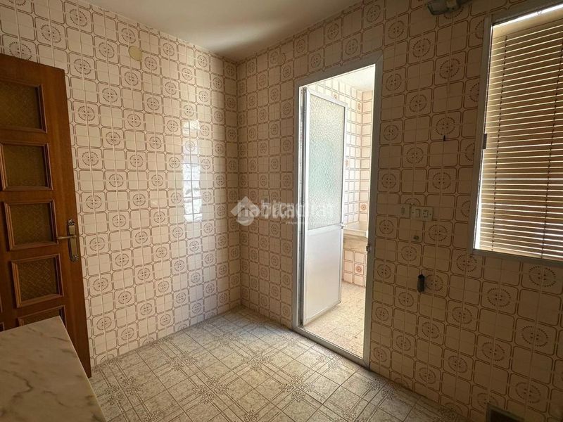 Foto e7d06c09-5b3b-4791-bded-69d92936e7b4. Piso  en venta en Jódar