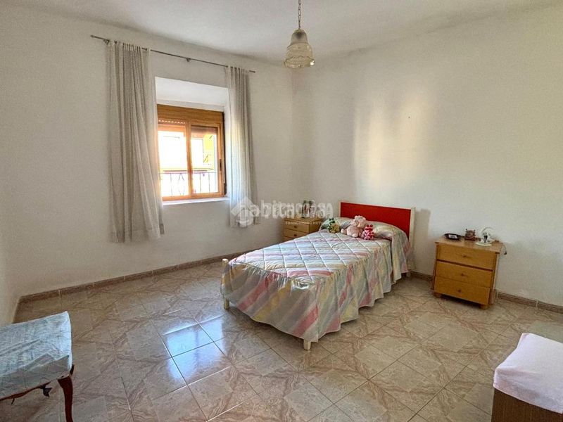 Foto 8107ba12-a2dd-4944-974a-e09383262466. Casa  en venta en Jódar