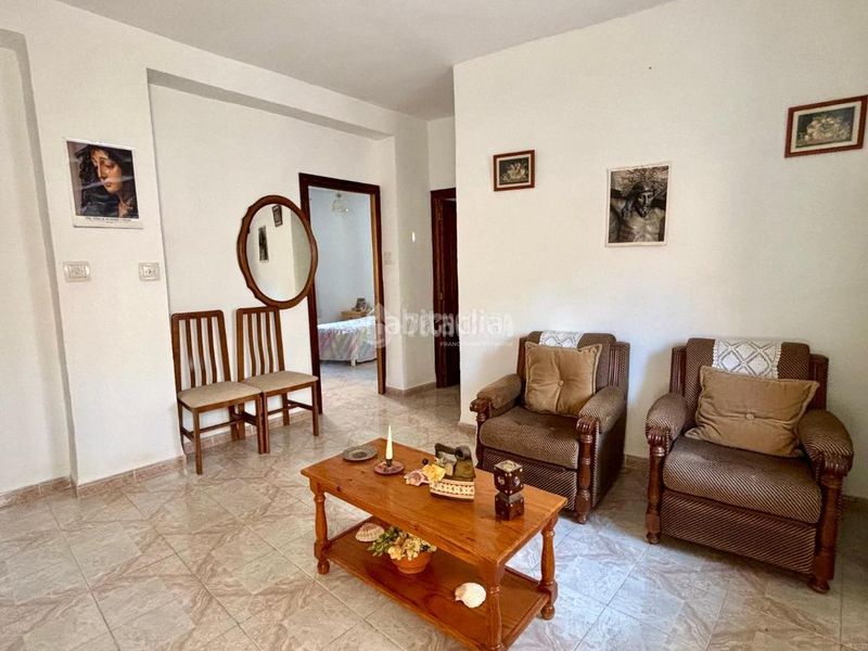 Foto c3e43d82-5c6d-4519-89c5-fec0ef5c8500. Casa  en venta en Jódar