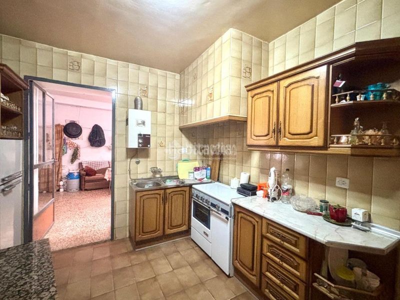 Foto d5e1dd65-f710-4c9f-a6b1-ce9f2f7caab1. Casa  en venta en Jódar