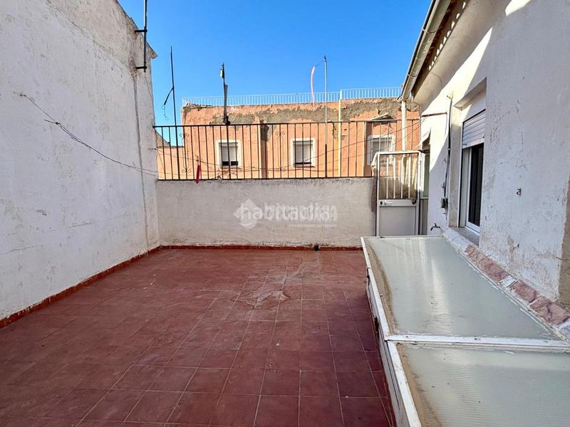 Foto f8bbb4a5-1ca5-4e5b-914a-fc3bd182f8d2. Casa  en venta en Jódar