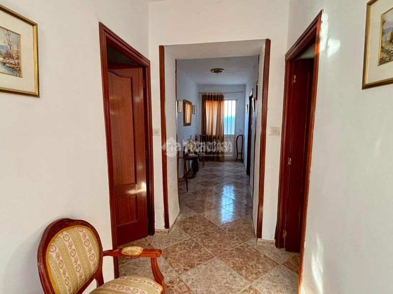 Foto de2e44d5-a8ba-4758-852b-4aa17aa6035e. Casa aparellada a Jódar