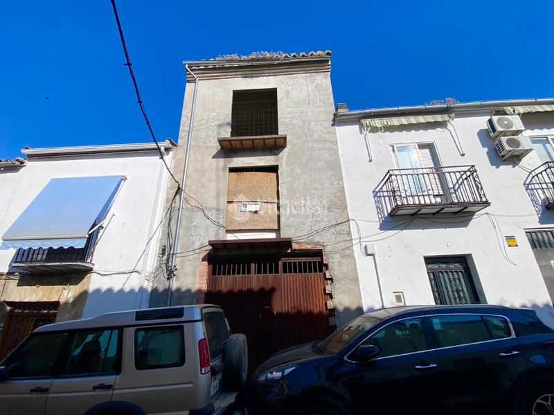 Foto ff243ab9-2dad-4e9e-b5cd-1b5c394ef55b. Edificio  en venta en Úbeda