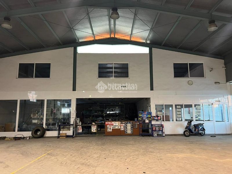 Foto eb0a03f3-31a6-4a70-990a-8bb832ba29c3. Local comercial a Torreperogil