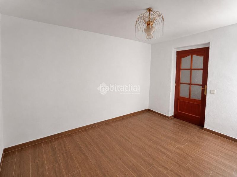 Foto 92cec4c5-0e12-4a5b-b0ab-e17e32856f0b. Casa  en venta en Jódar