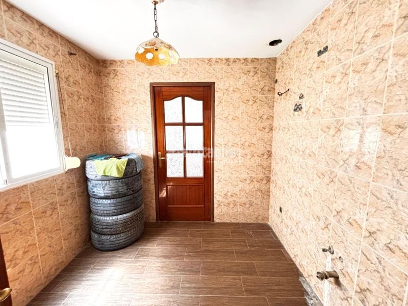 Foto d1e653b4-8e6b-4461-80b3-767e8b7a0bf3. Casa  en venta en Jódar