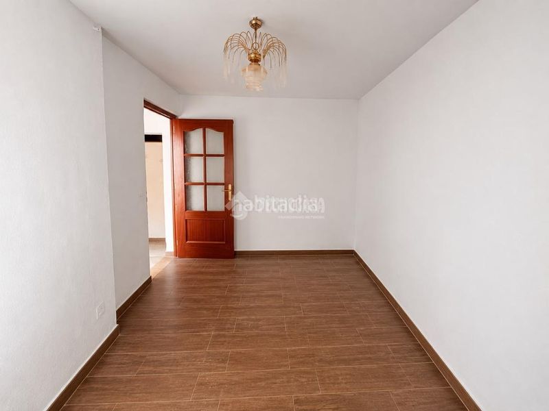 Foto d968b2d0-63cc-4145-8403-f3f2e254eced. Casa  en venta en Jódar