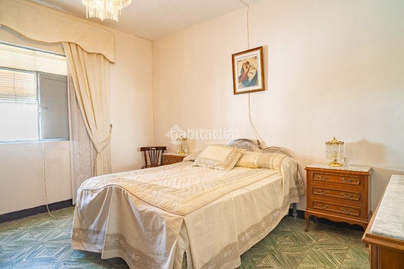 Foto f0cde897-84d5-40d1-b195-d2b51065a8ec. Casa a Torreperogil