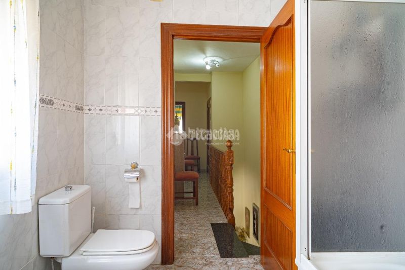Foto 039fa5bb-e3d0-496f-b1a5-7bcf87fc099d. Casa amb calefacció a Úbeda