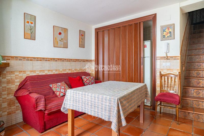 Foto 534f397d-f7de-439c-8c9e-e081905572b0. Casa amb calefacció a Úbeda