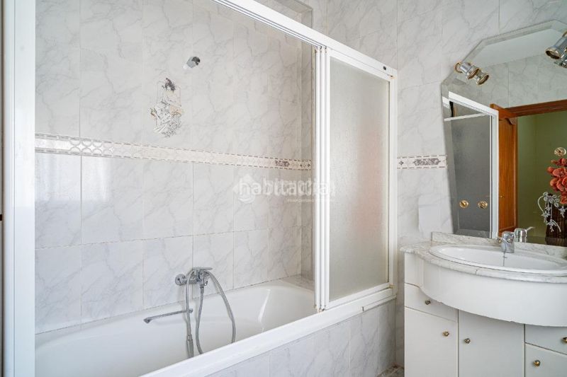 Foto f1359e7d-fb88-48de-bd66-b2c6bd9b39e7. Casa amb calefacció a Úbeda