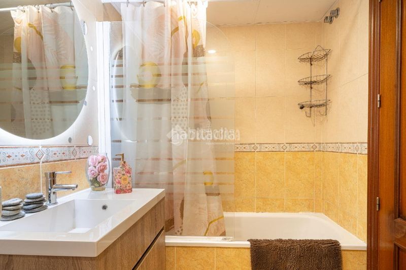 Foto c8dee30b-c32b-464d-bae7-3e818965e9e1. Pis a Úbeda