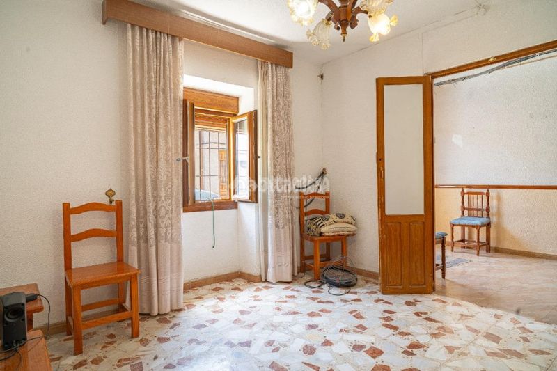 Foto a21b3177-594e-4f54-b56f-c9d804a2ffda. Casa a Villacarrillo
