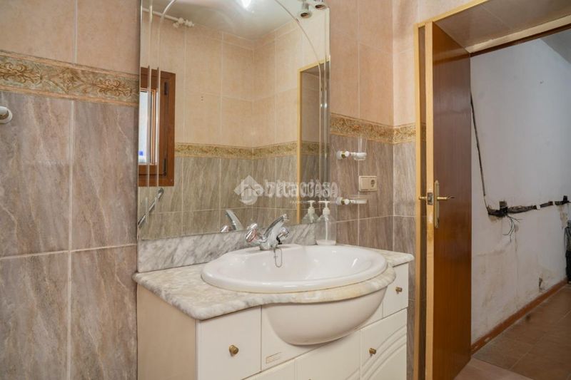 Foto eb8790c1-25bd-45ca-8e47-74ef7b9b6f9a. Casa a Villacarrillo