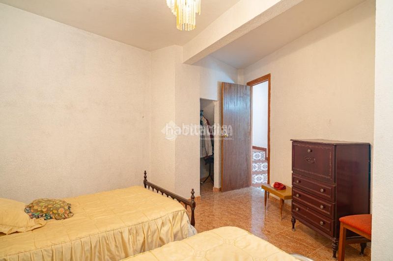 Foto 3f707709-b25b-41c8-9144-be0fc6077b69. Casa aparellada amb calefacció a Sabiote