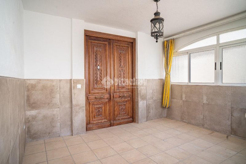 Foto 72a25f72-9f88-4300-b615-c20eadd86636. Casa aparellada amb calefacció a Úbeda