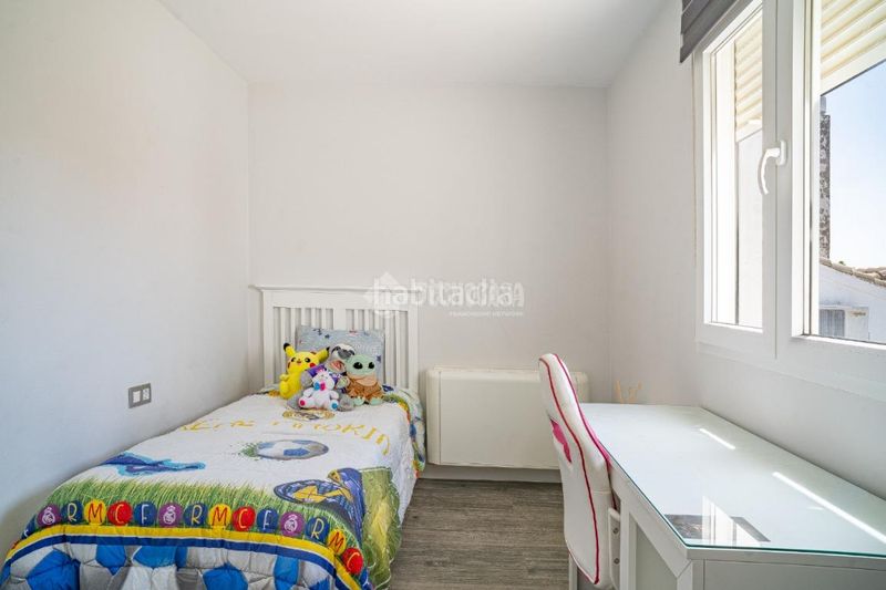 Foto 94863772-86d7-4b90-a11c-e071dc35a624. Casa aparellada amb calefacció a Úbeda