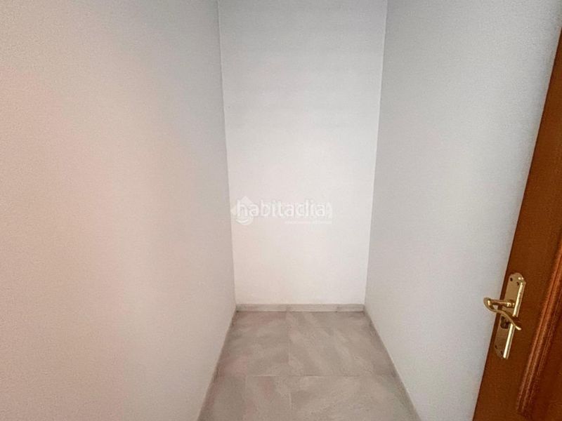 Foto 40b96c05-70a4-4a77-a2b1-0cfb26e1a870. Piso  en venta en Jódar